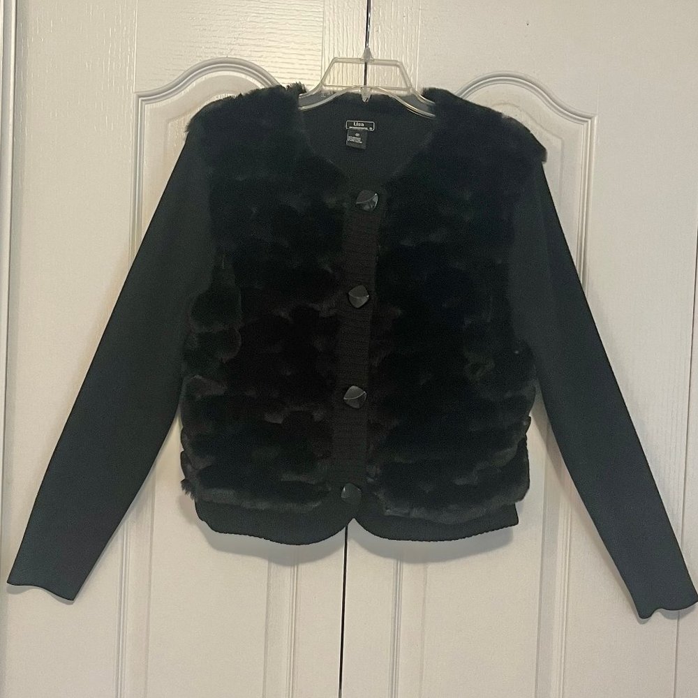 Black Vintage ribbed knit sweater with faux fur from Lisa International, Medium